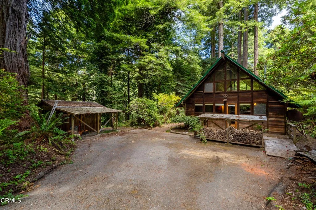 32000 Forest Lane