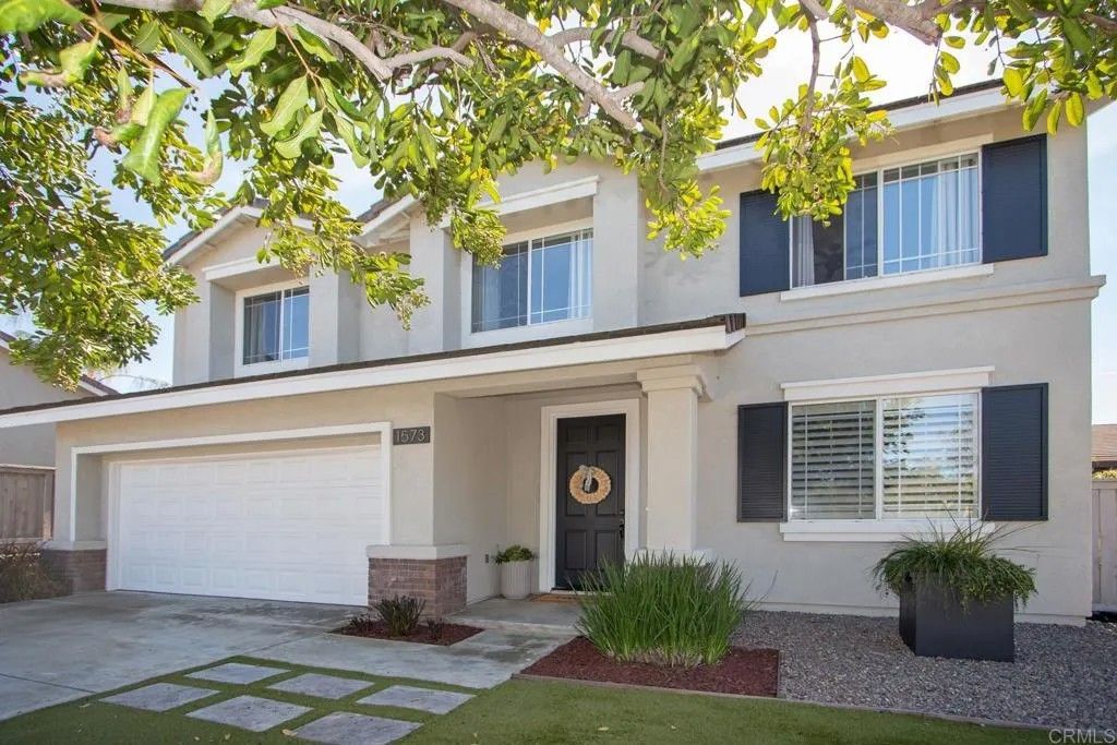 Photo of 1573 Cypress Creek Court, Vista, CA 92084 (MLS # NDP2602165)