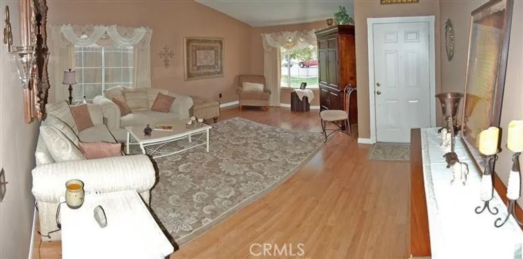 Photo of 13087 Bennington Dr, Victorville, CA 92392 (MLS # HD25269527)