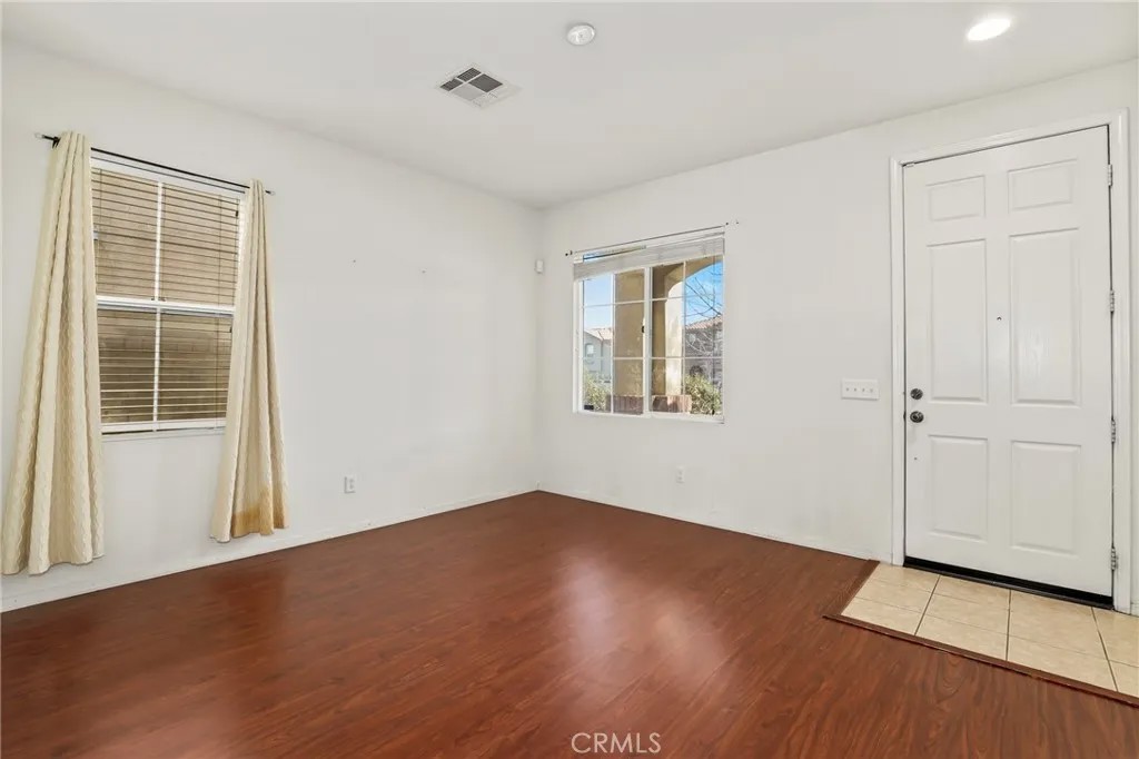 37215 Queen Anne Place