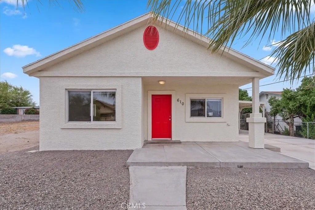 Photo of 610 Quivera St, Needles, CA 92363 (MLS # PW26070188)