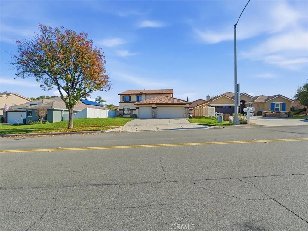 Photo of 2775 S Buena Vista, Corona, CA 92882 (MLS # CV26004991)