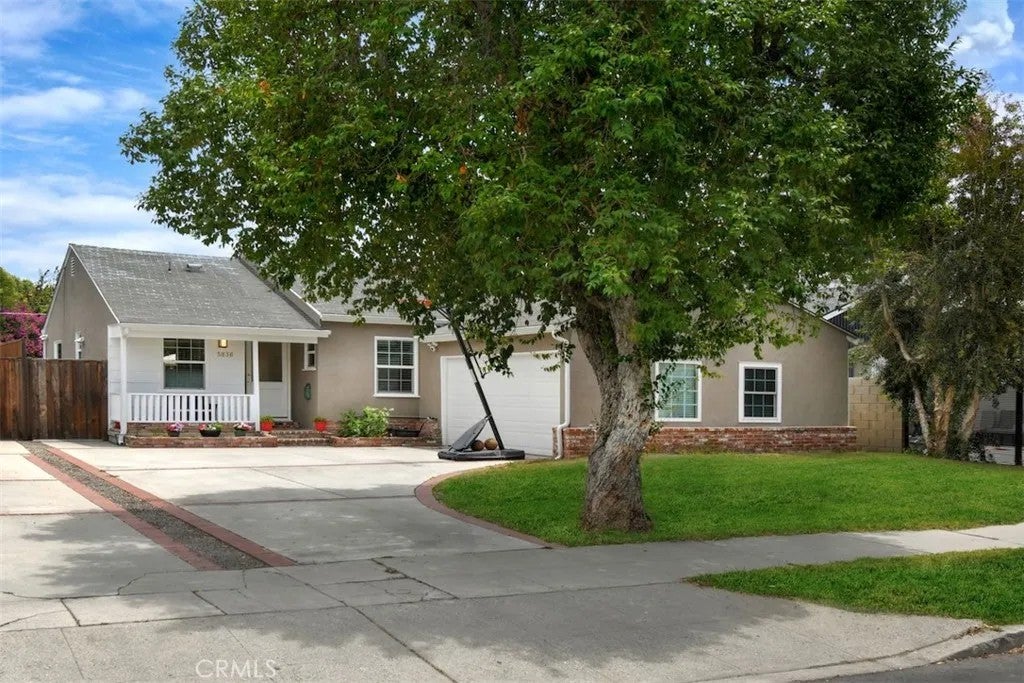 5836 Norwich Ave.
