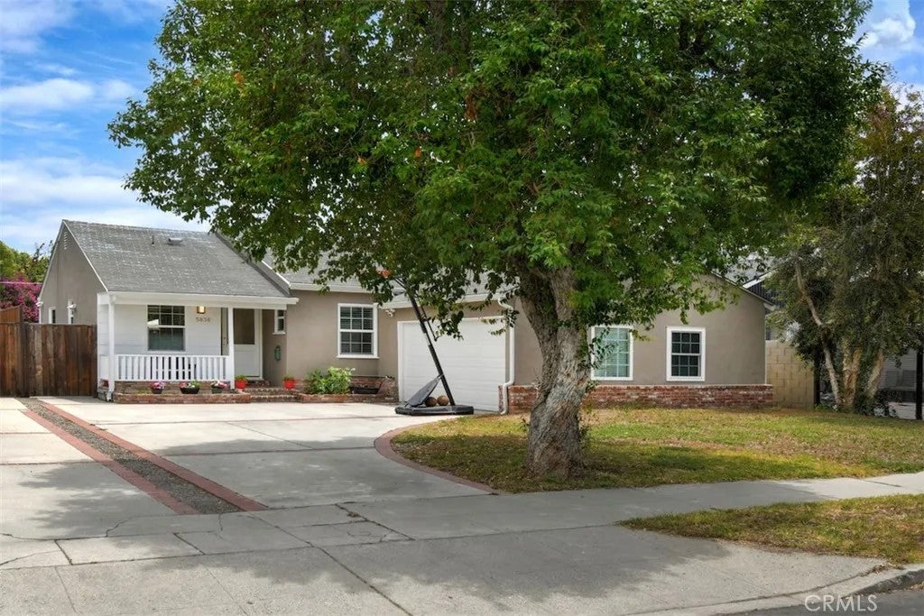 5836 Norwich Ave.