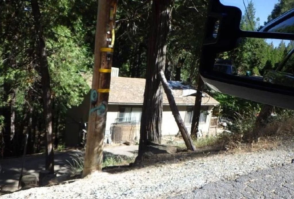 Photo of 17166 Smokey River, Sonora, CA 95370 (MLS # SR26002741)