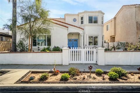 Photo of 218 Indianapolis, Huntington Beach, CA 92648 (MLS # SB26045064)