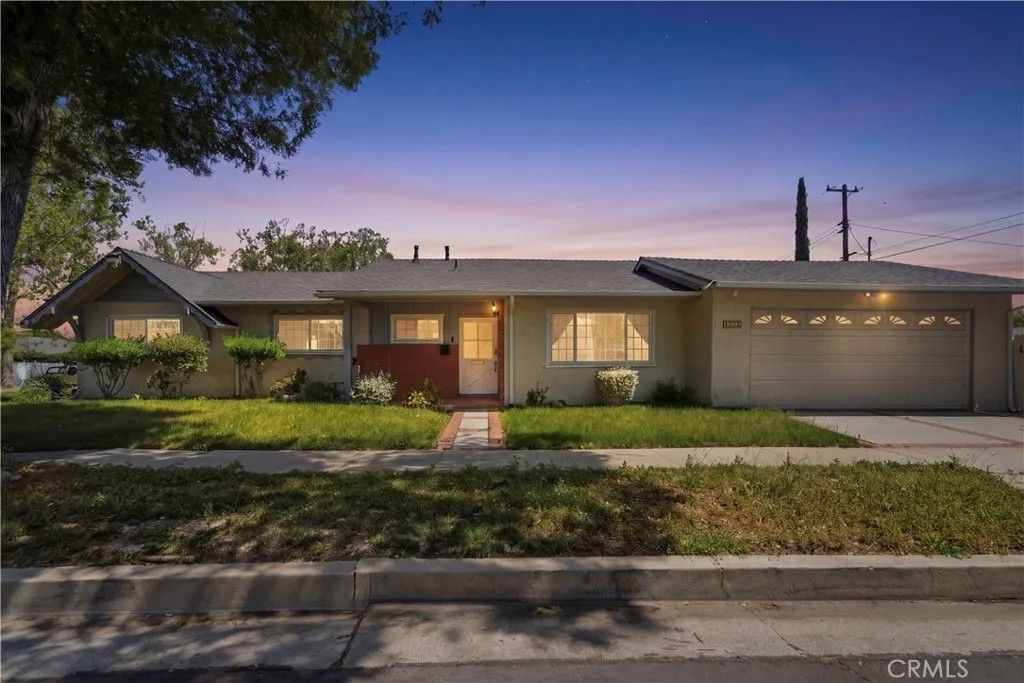 Photo of 6656 Cleomoore, West Hills, CA 91307 (MLS # SR26084314)