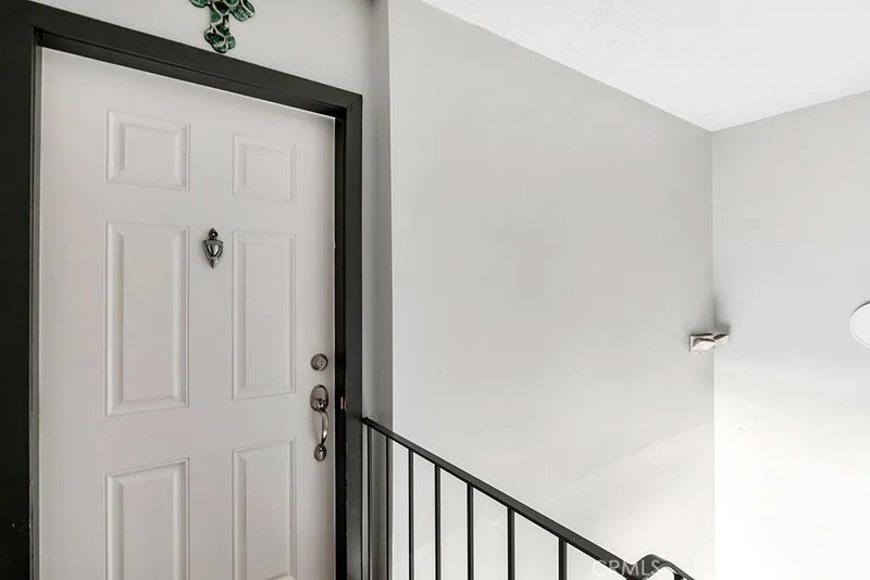 1620 N San Fernando 52