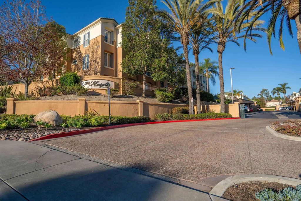 Photo of 12376 Carmel Country Rd #J107, San Diego, CA 92130 (MLS # 2601181)