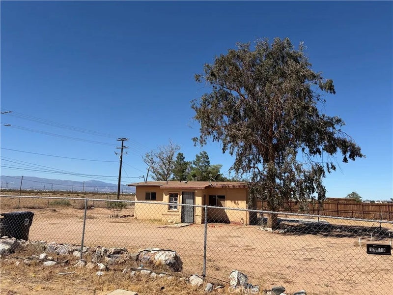17910 Bellflower
