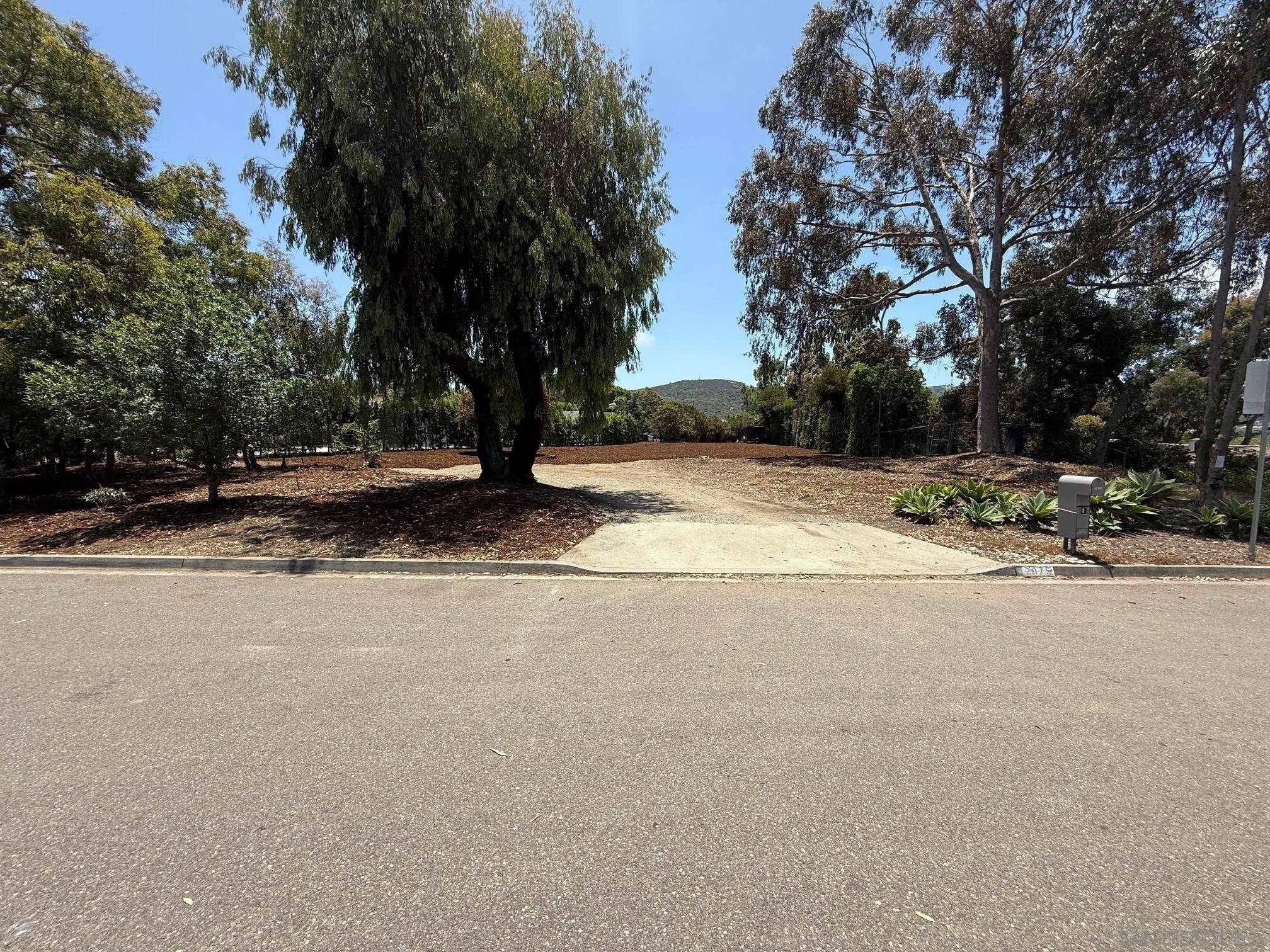 0000 Woodford Drive 12