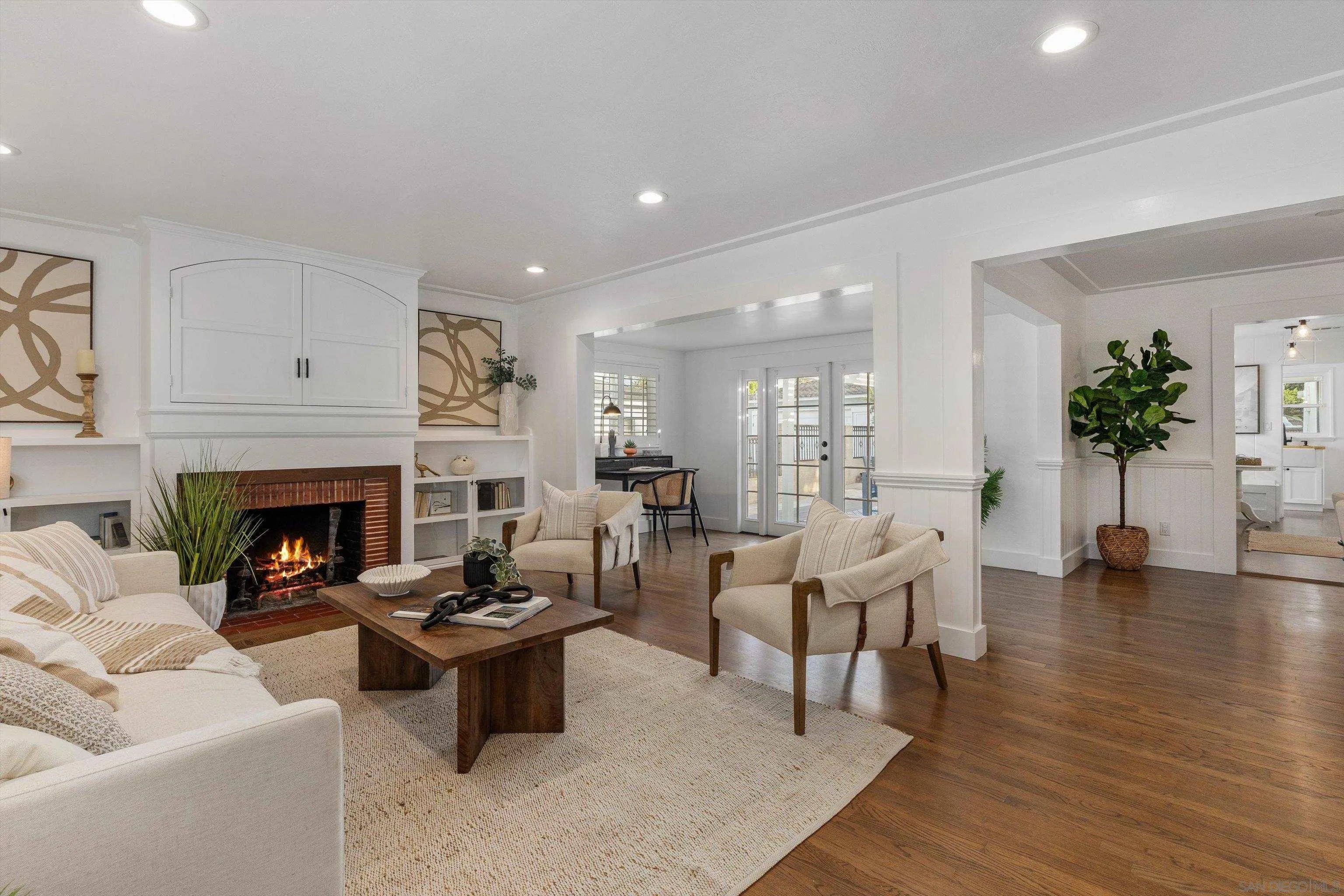 3853 Narragansett Ave.
