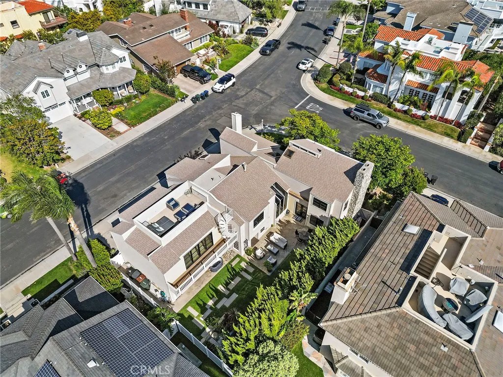 3837 Vista Blanca