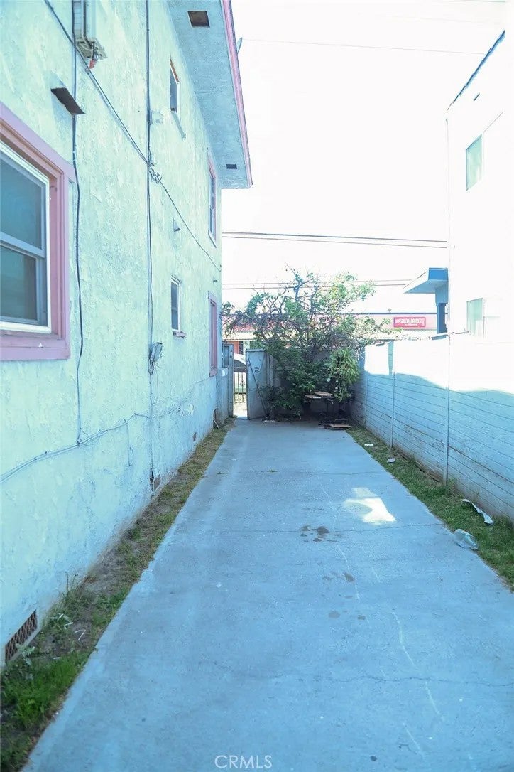 1454 Magnolia