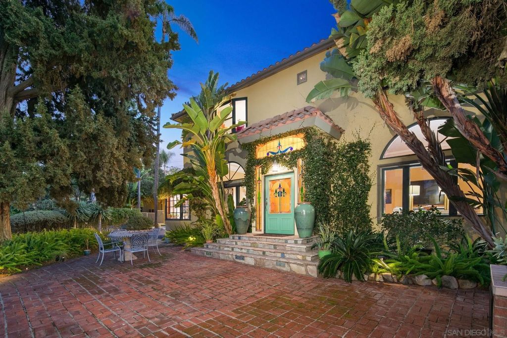 Photo of 1115 S Mollison Ave, El Cajon, CA 92020 (MLS # 260004677)