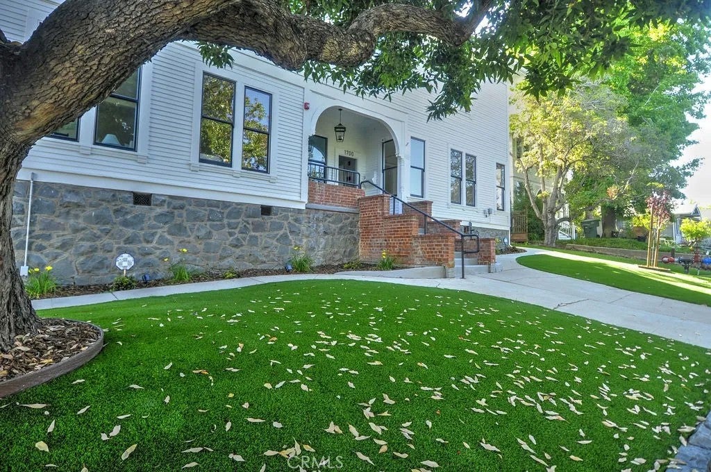 1700 Osos Street