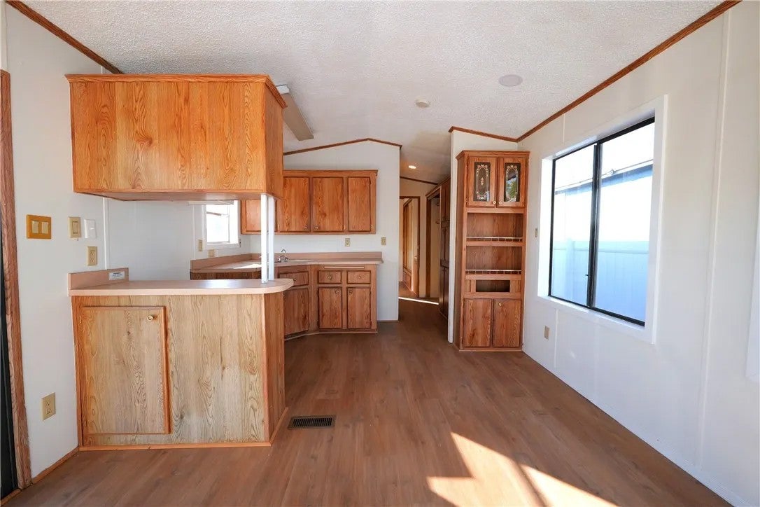 33848 Avenue G 29