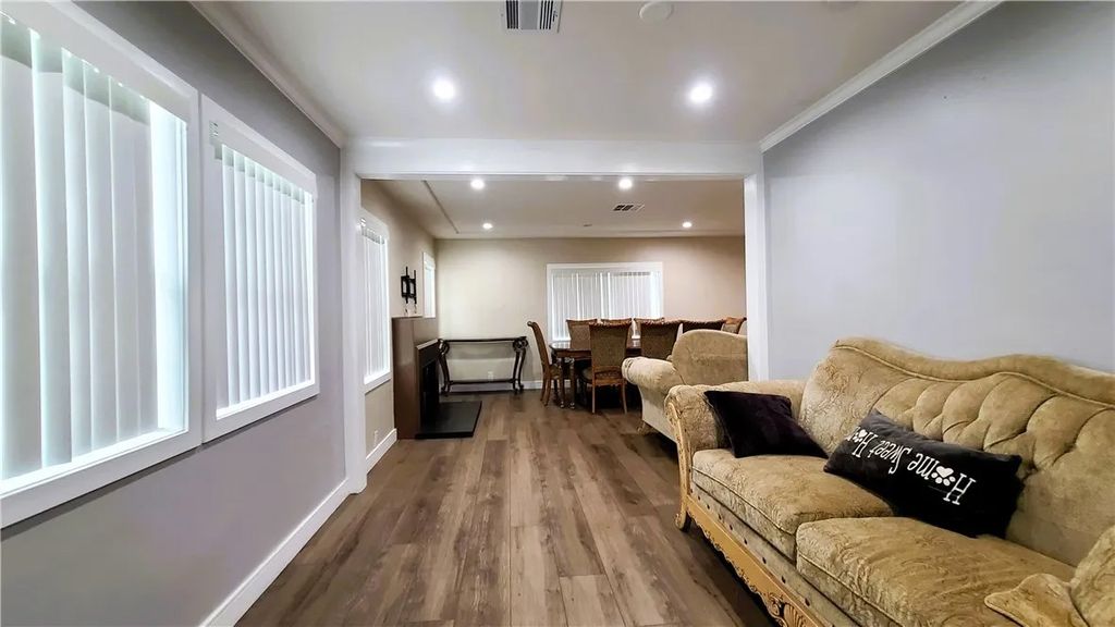 Photo of 2431 N Lamer Street, Burbank, CA 91504 (MLS # GD26010659)