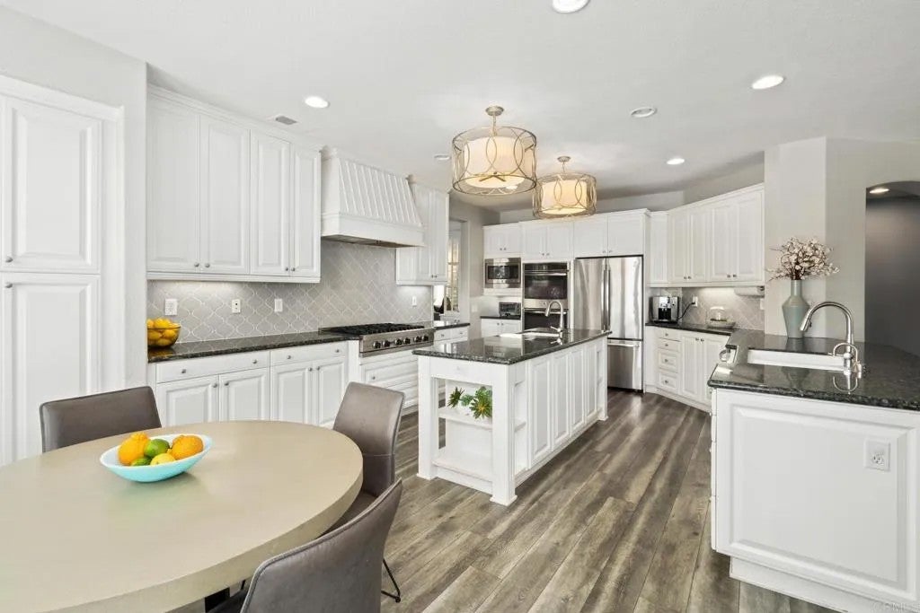 5476 Foxhound Way