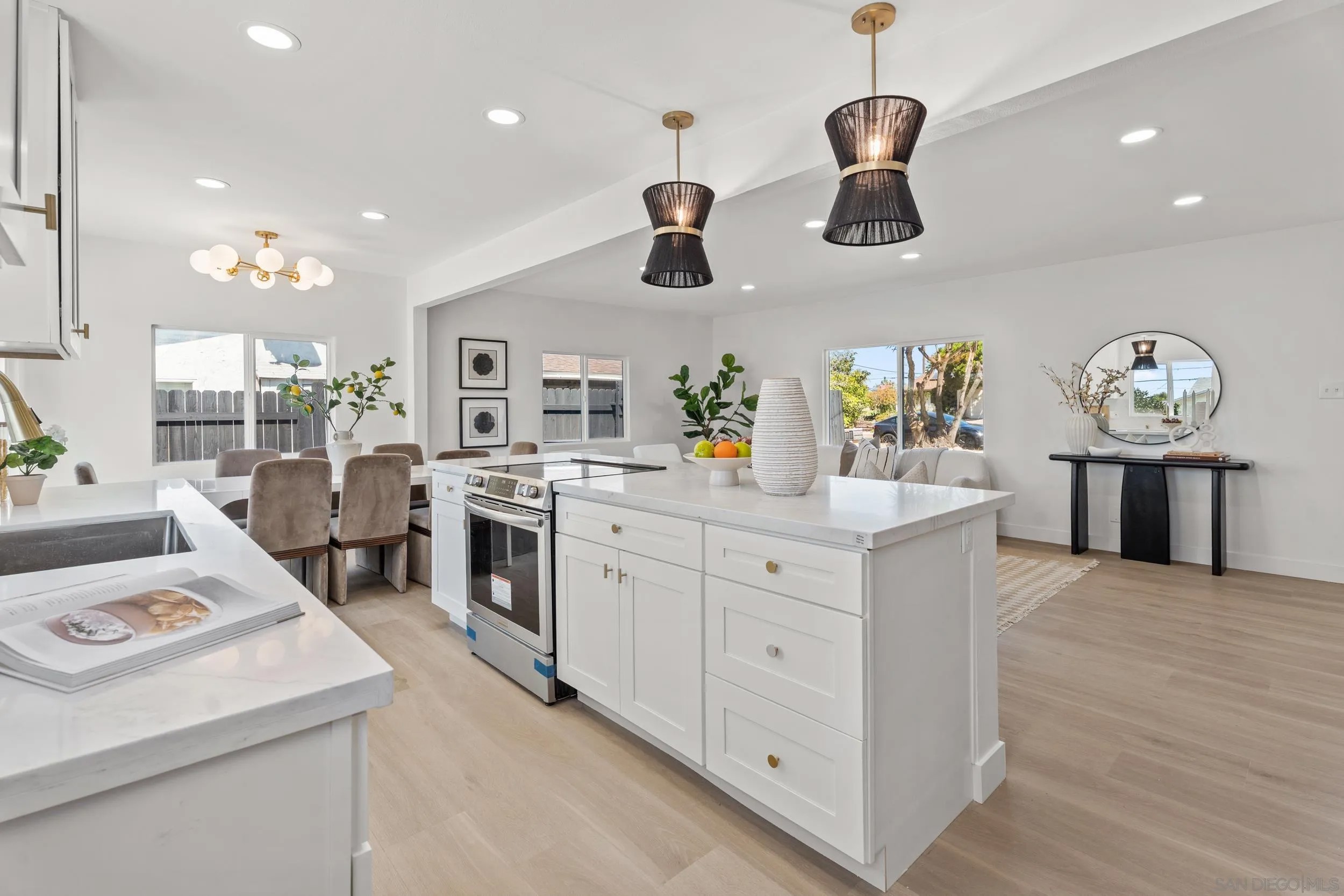 4915 Mount Gaywas