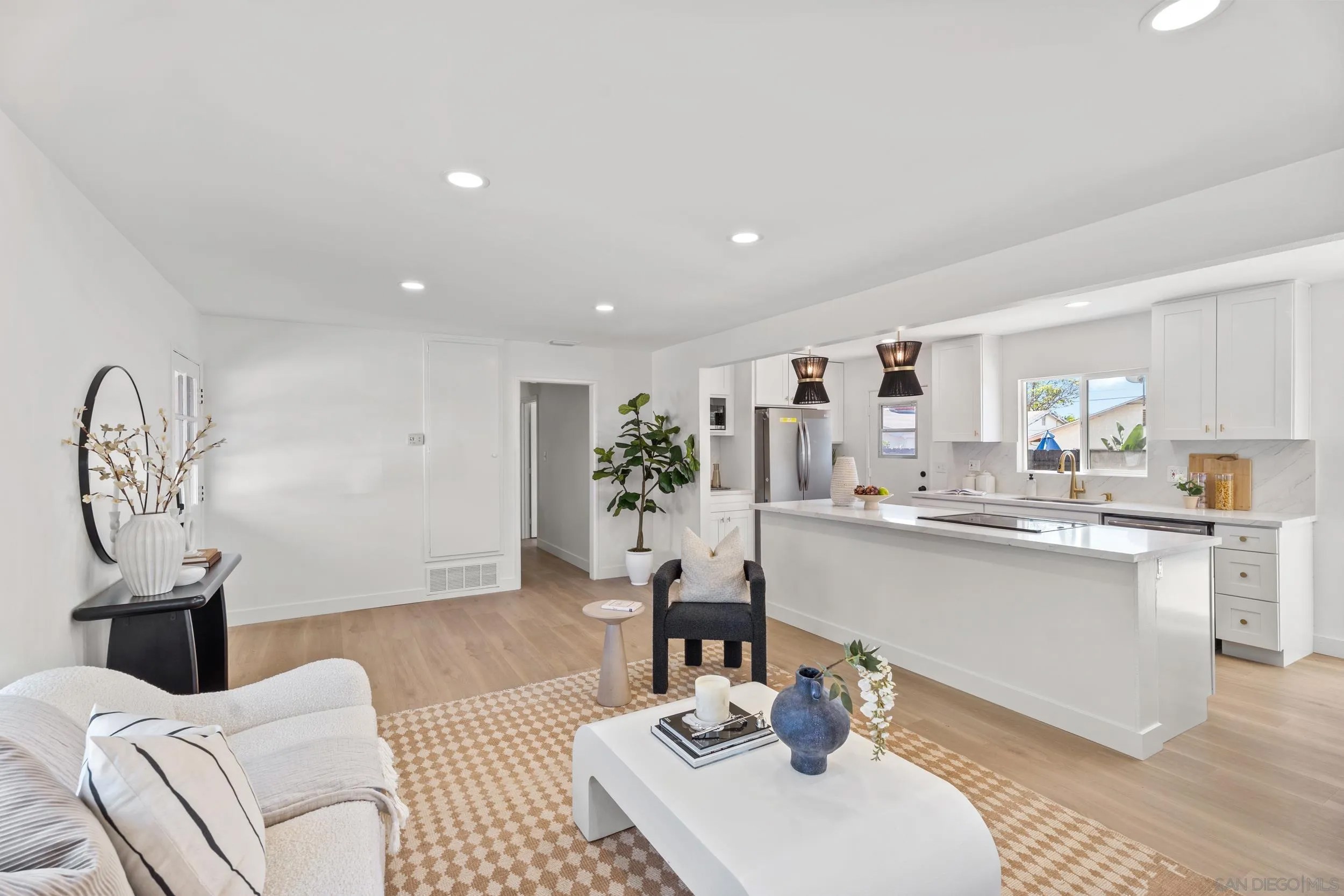 4915 Mount Gaywas