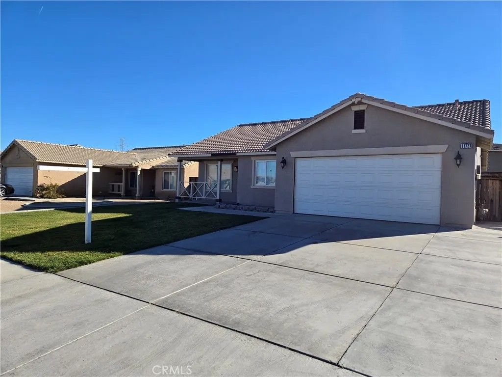 Photo of 11721 Virginia St, Adelanto, CA 92301 (MLS # CV25274373)