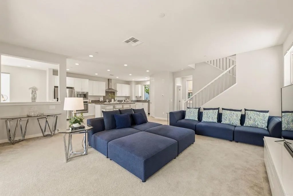 15149 Lincoln Loop