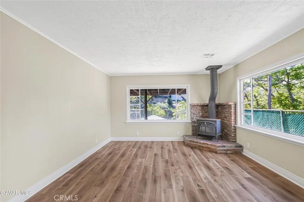 Photo of 43714 Log Cabin Trl, Lake Hughes, CA 93532 (MLS # SR26095356)