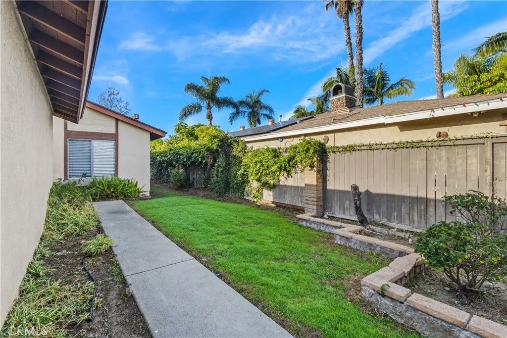 Photo of 26931 Colmenar, Mission Viejo, CA 92692 (MLS # OC25279027)