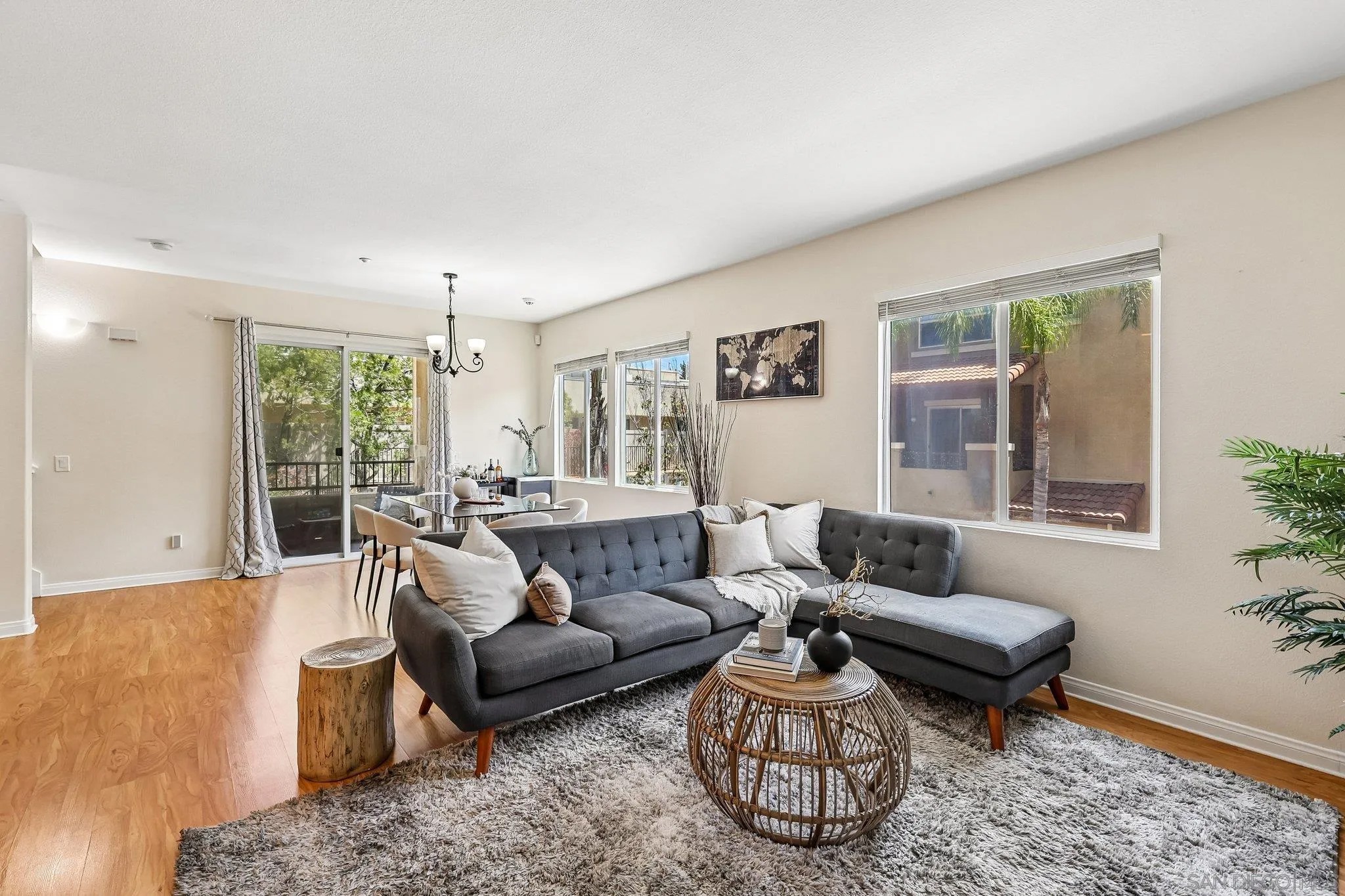 5444 Zeil Pl