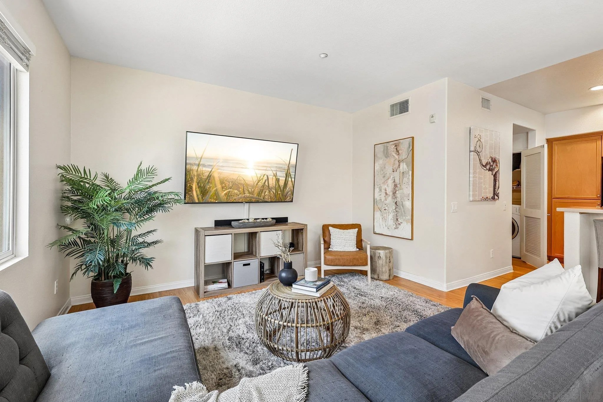 5444 Zeil Pl
