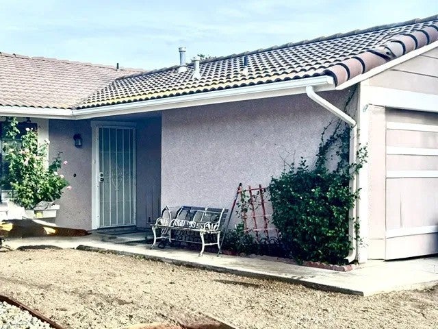 1322 Buttercup Lane