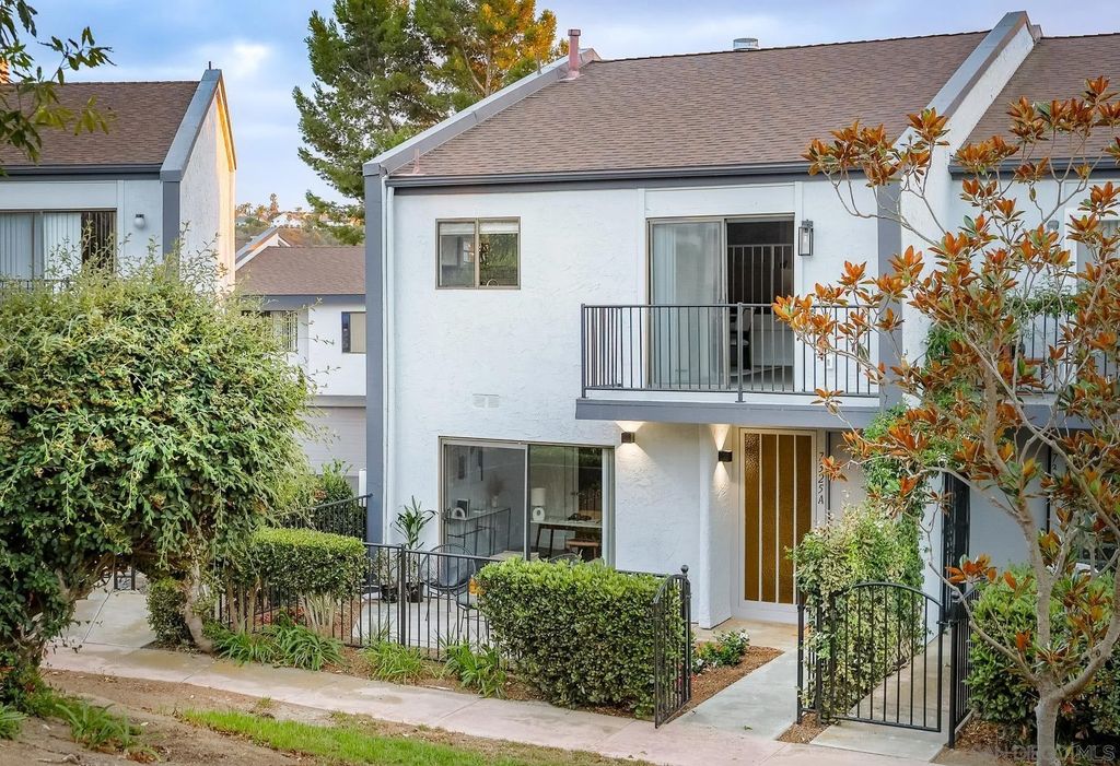 Photo of 7325 Alicante Rd #A, Carlsbad, CA 92009 (MLS # 250039021)