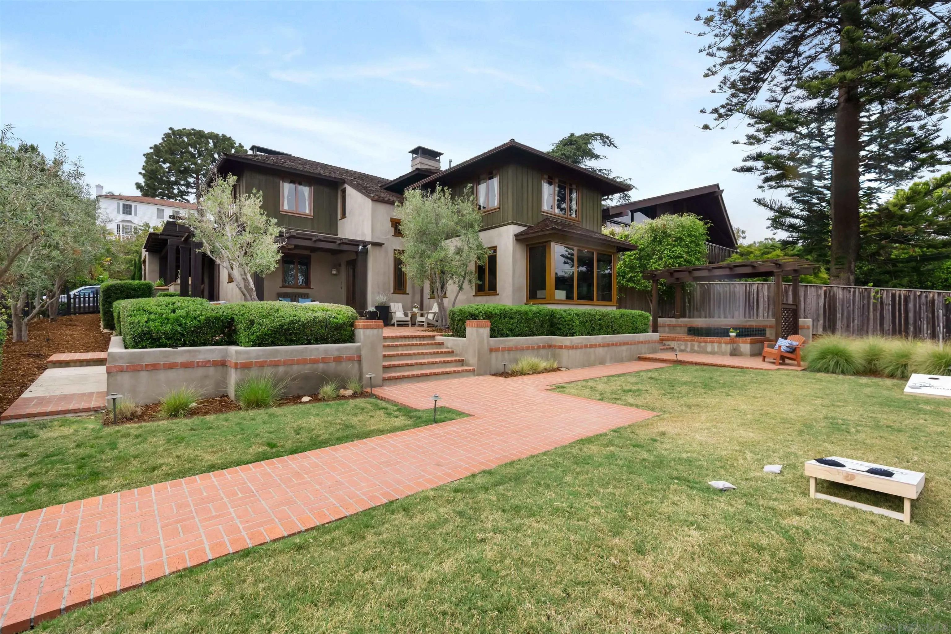 520 San Elijo st