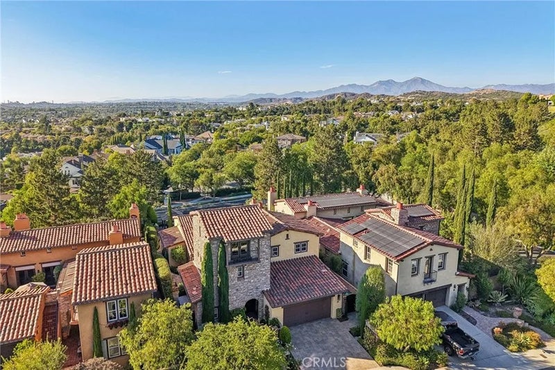 31 Portalon Court