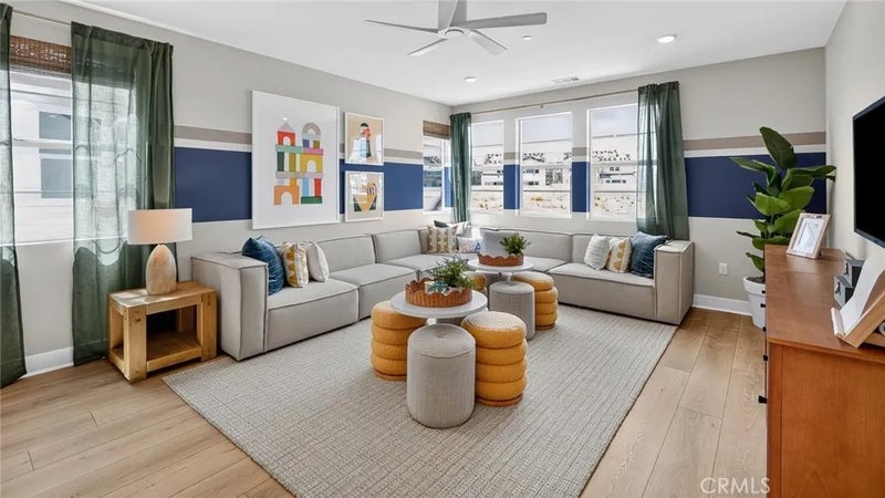 27976 Plateau Terrace