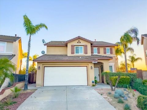 Photo of 40136 Belvedere Court, Murrieta, CA 92562 (MLS # CV26001979)
