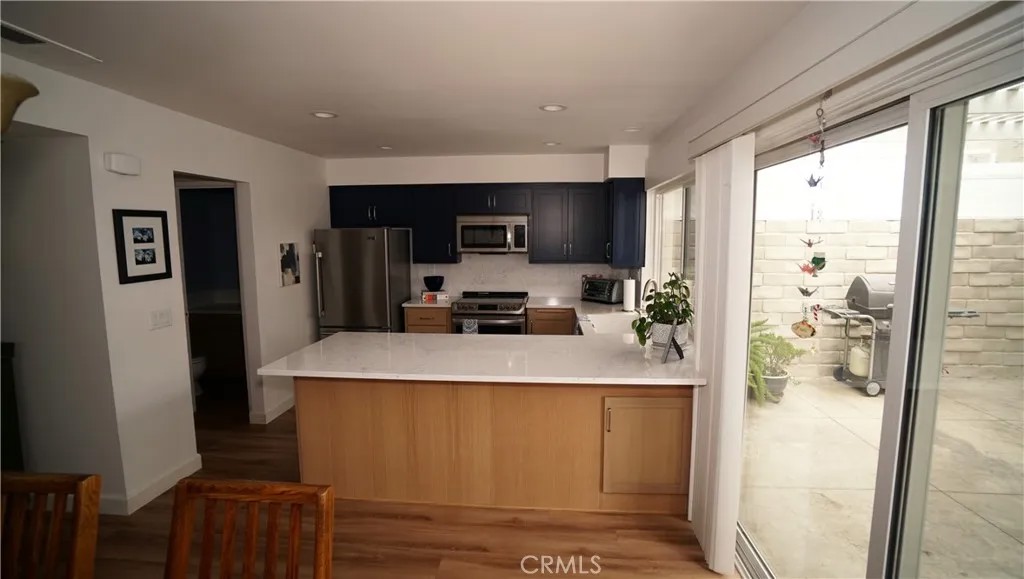 24253 La Glorita Circle