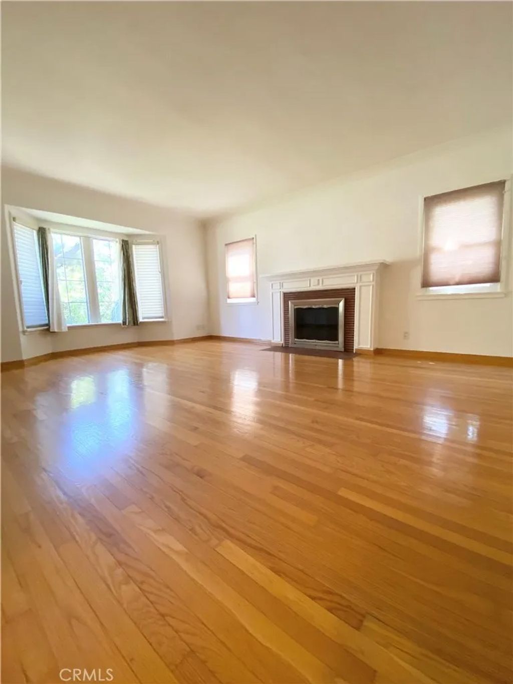 Photo of 914 Coronado Dr, Arcadia, CA 91007 (MLS # AR26085035)