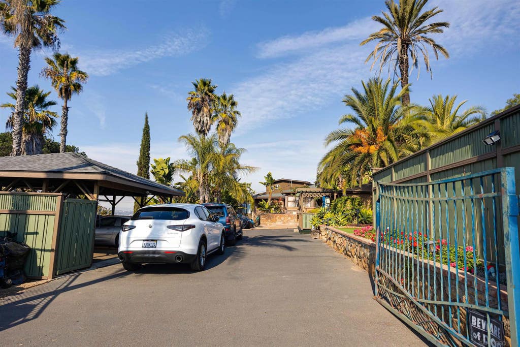 Photo of 5037 Crestland Drive #A, La Mesa, CA 91941 (MLS # 260018790)