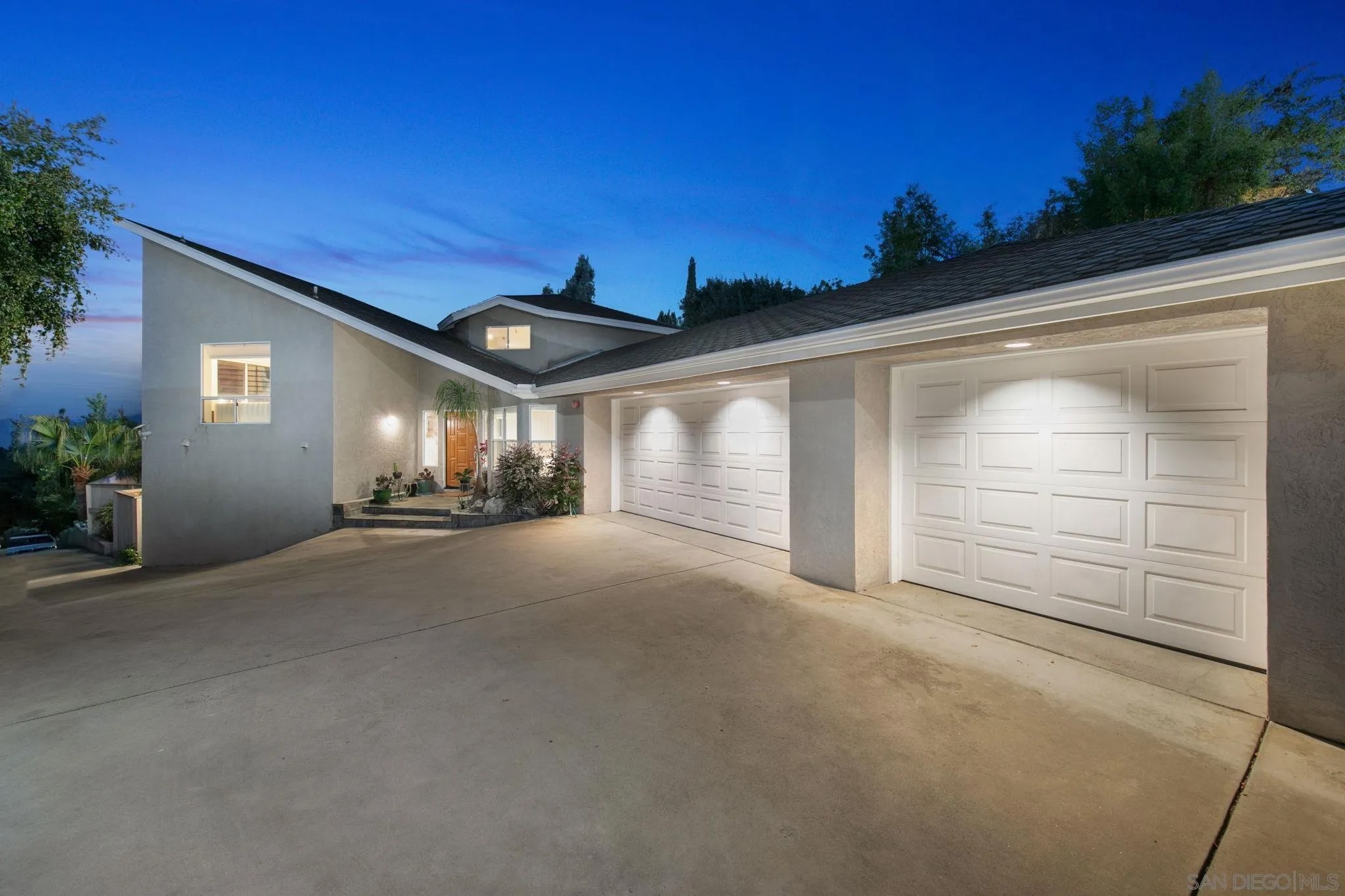 10164 Vivera Dr