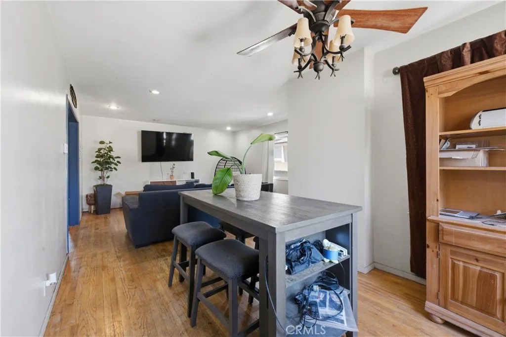 1226 W Mc Gill