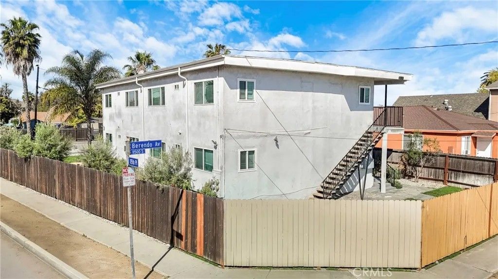 Photo of 11513 Berendo Ave, Los Angeles, CA 90044 (MLS # SB26090535)