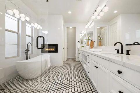 Photo of 2124 Historic Decatur Rd, San Diego, CA 92106 (MLS # NDP2602532)