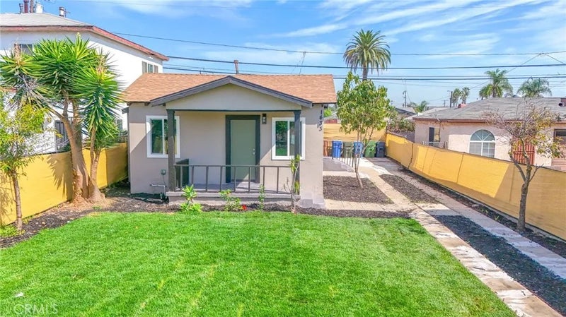 1433 W 96th