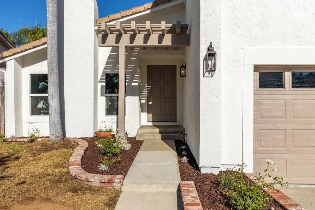 1021 Sparrow Court