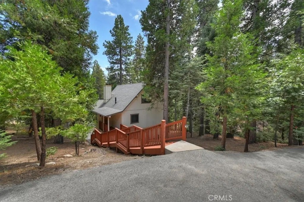 27302 Pinewood