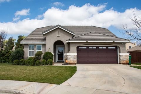 Photo of 1394 Bouvardia Pl, Beaumont, CA 92223 (MLS # IV26052989)