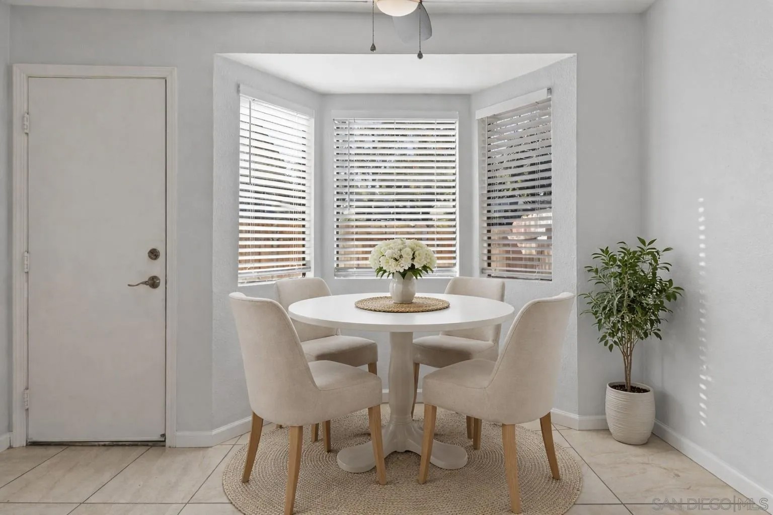 8535 Paradise Valley Rd 4