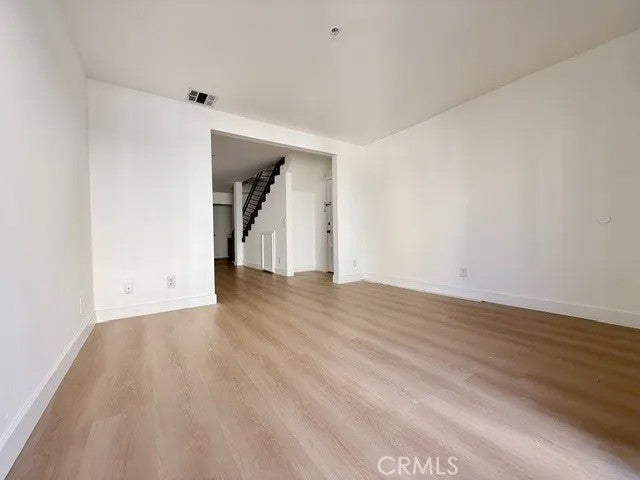 116 W Maple Street 16